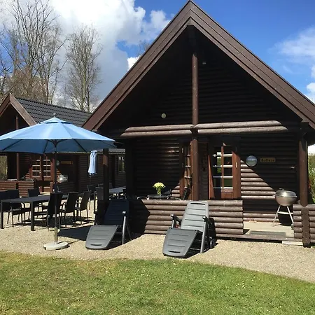 Sandskaer Strandcamping & Cottages 营地 Løjt Kirkeby